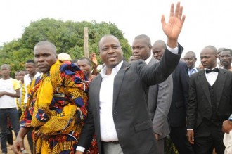 Côte d'Ivoire : Dano Djédjé demande à  Soro de renoncer à  se rendre dans les villages de Gbagbo et Blé Goudé 
